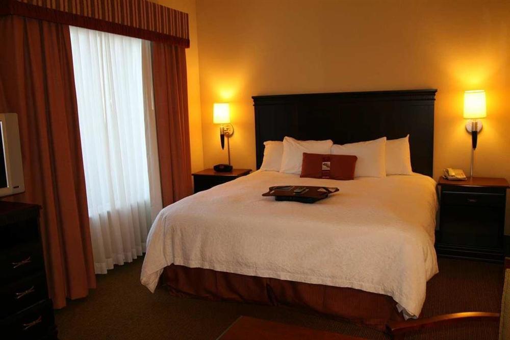 Hampton Inn & Suites Gainesville Rum bild