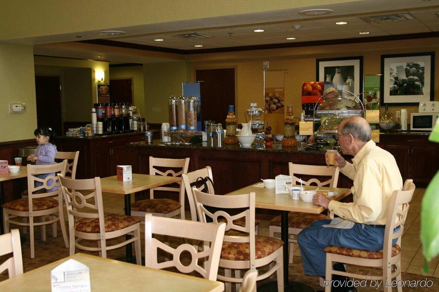 Hampton Inn & Suites Gainesville Restaurang bild